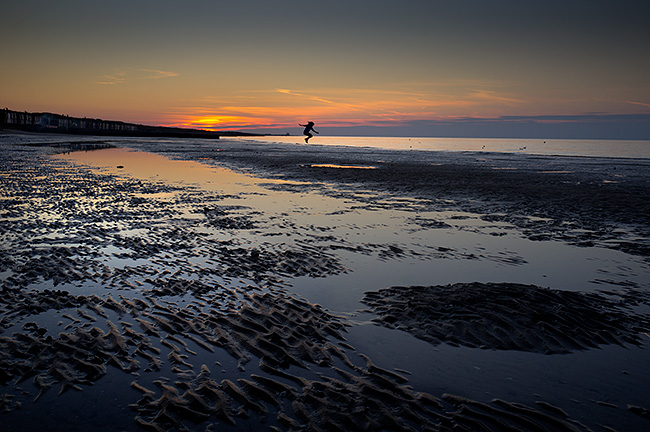 Minnis Bay X100 sunset jumping girl